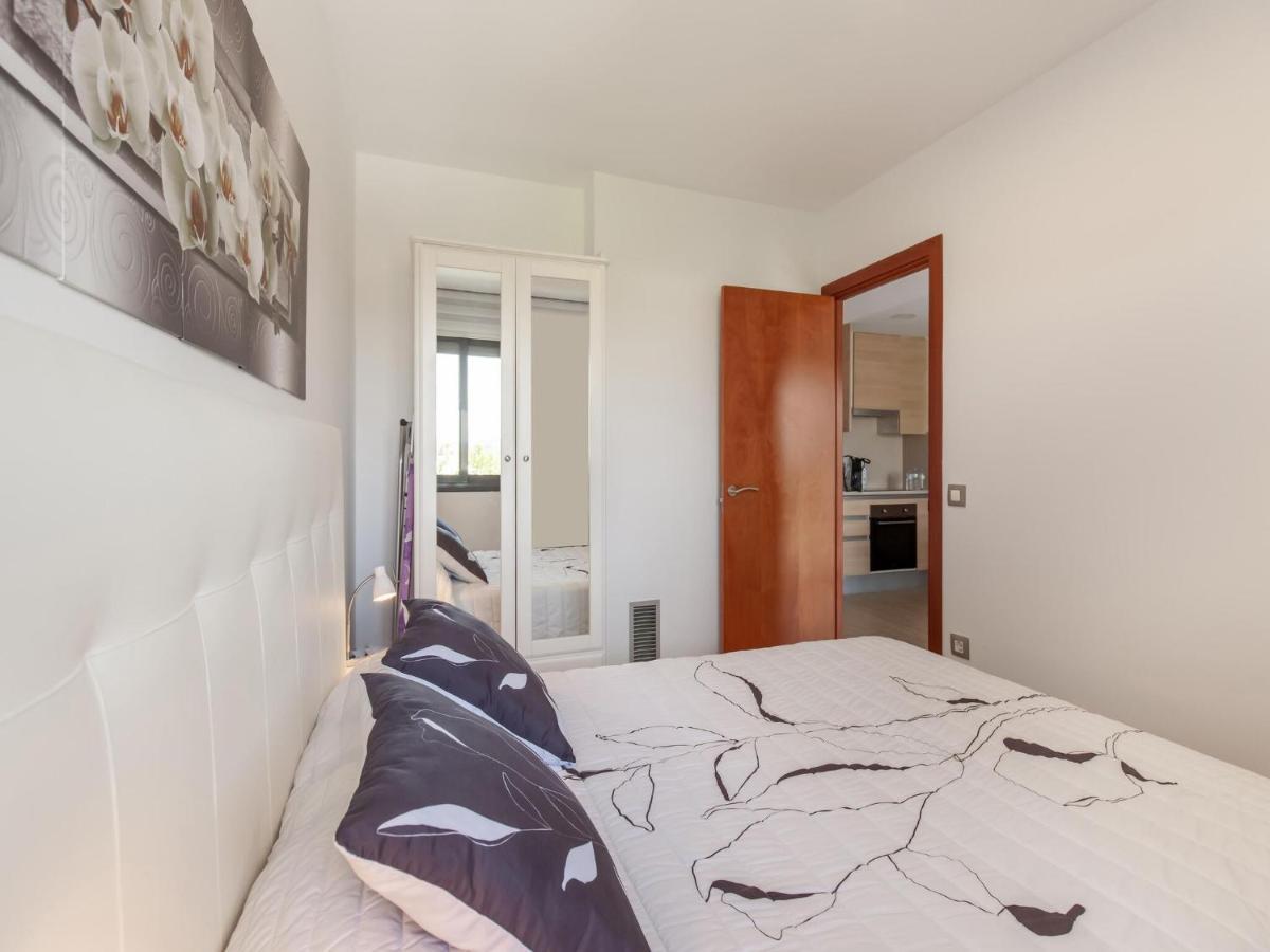 Belvilla By Oyo Modern Apartment In 帕拉莫斯 外观 照片