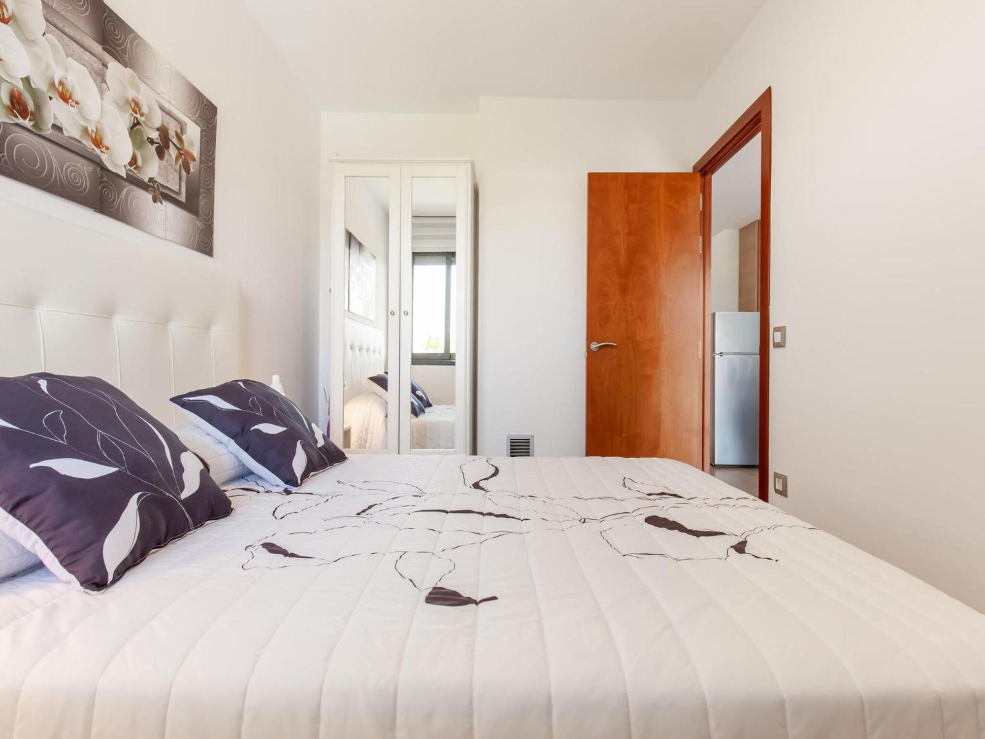 Belvilla By Oyo Modern Apartment In 帕拉莫斯 外观 照片