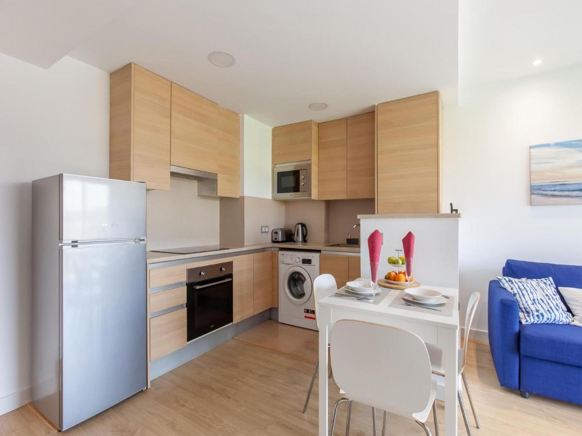Belvilla By Oyo Modern Apartment In 帕拉莫斯 外观 照片