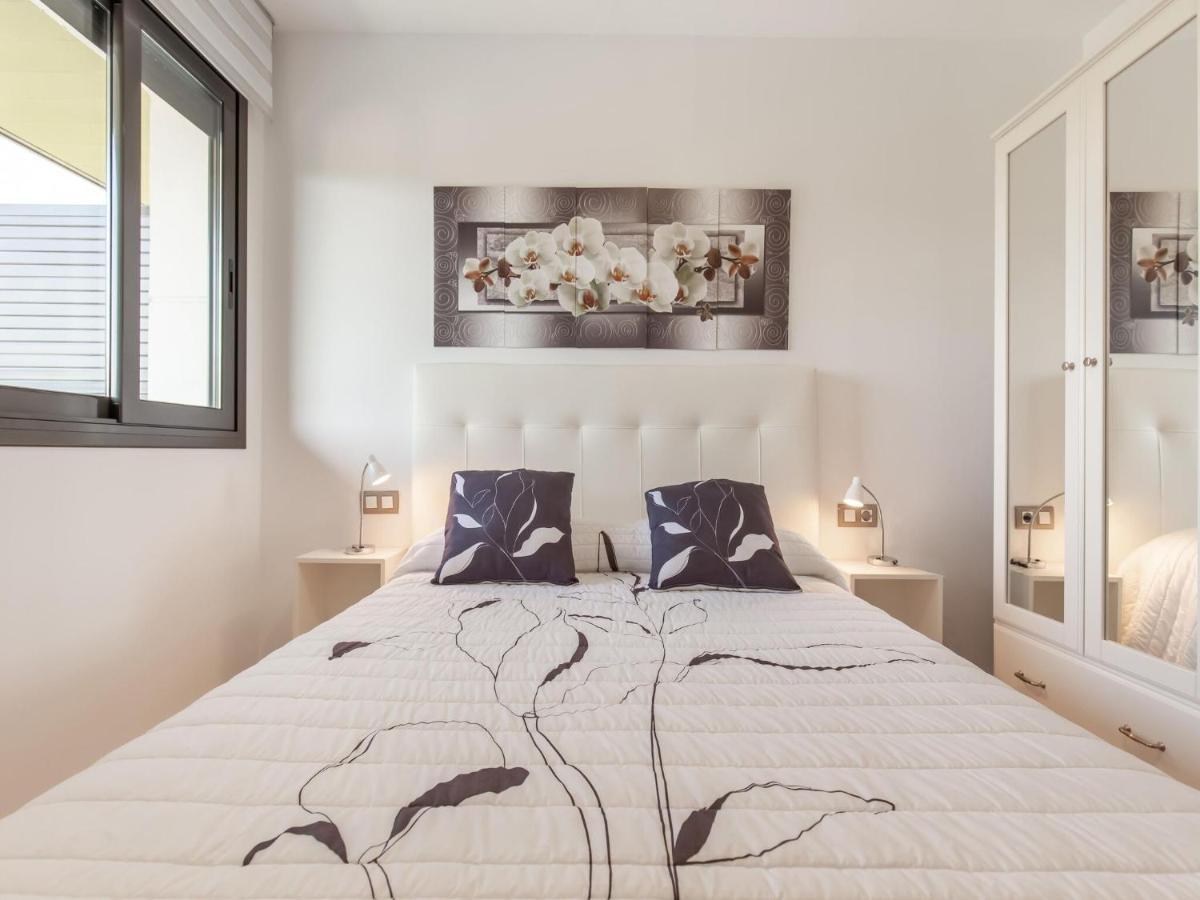 Belvilla By Oyo Modern Apartment In 帕拉莫斯 外观 照片
